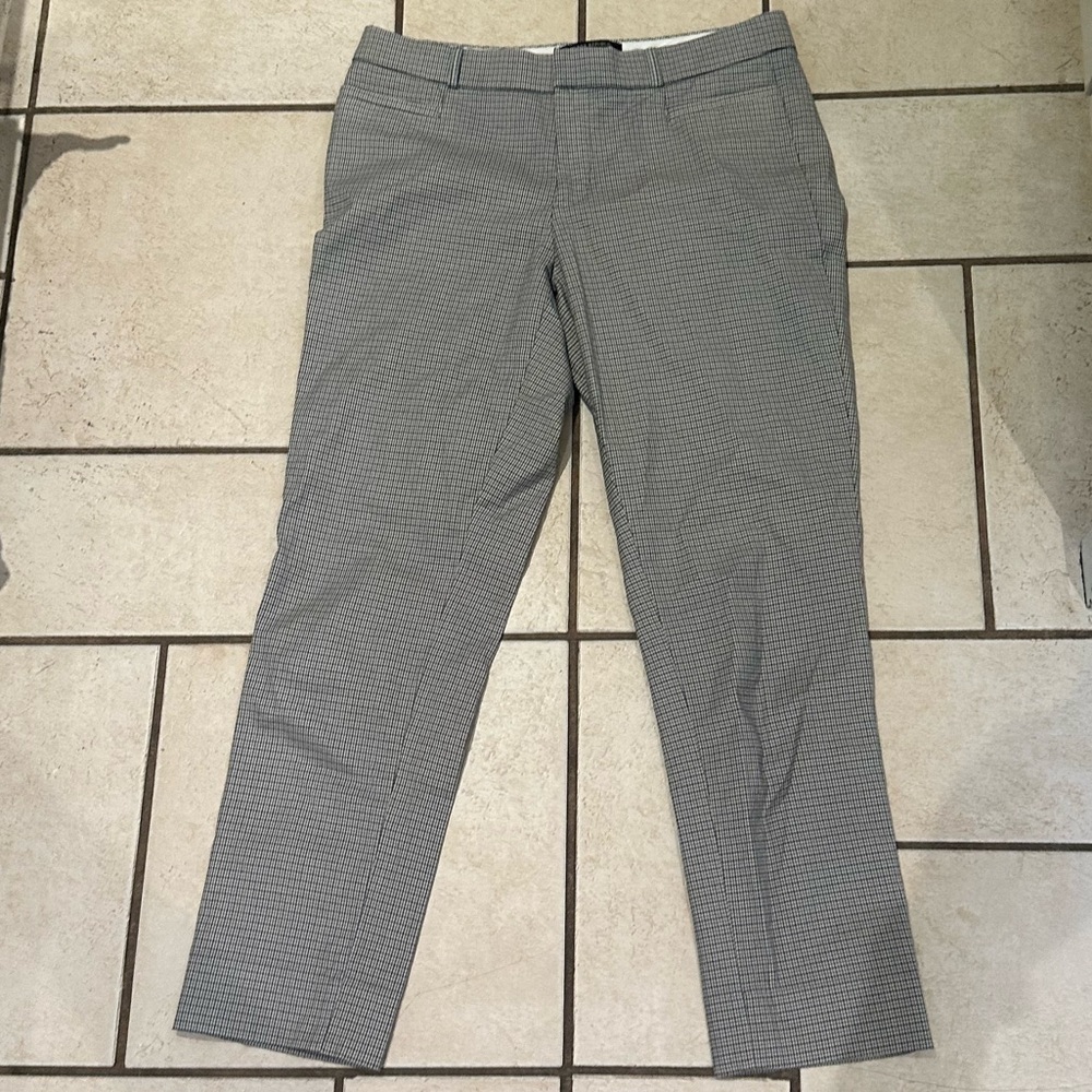 Women’s Gray Checkered Pants